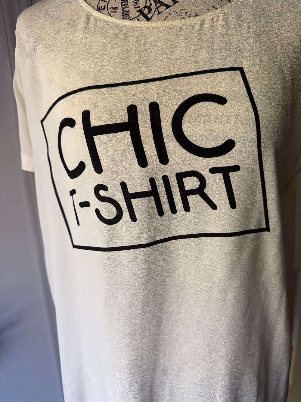 Moschino Cream White "CHIC T-SHIRT" Short Sleeve Tee